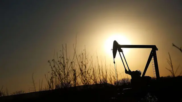 Bomba de extração de petróleo em Texas